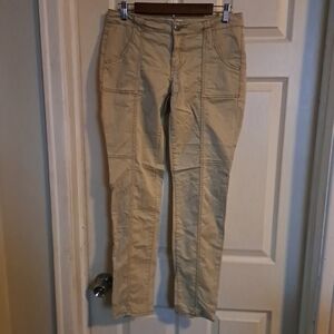 So tan pants size 9